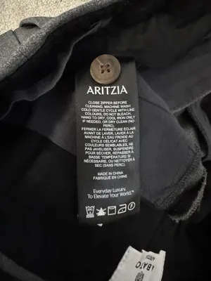 Aritzia Babaton Shorts thumbnail 4