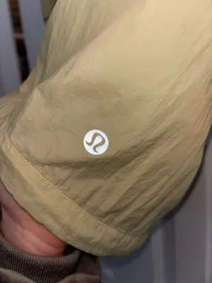 Lululemon Windbreaker thumbnail 2