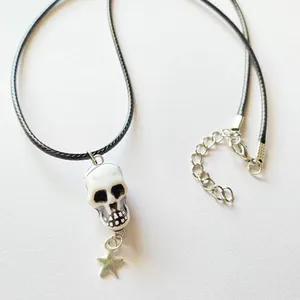 skull & star goth grunge punk funky unisex necklace 🖤 thumbnail 2