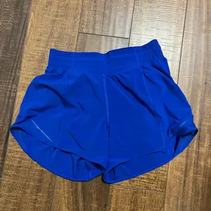 LULULEMON 💙 Hotty Hot high rise 4” lined shorts Symphony Blue NWOT thumbnail 2