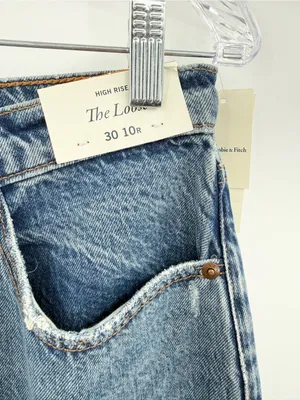 Abercrombie & Fitch‎ Women's NWT The Loose High Rise Medium Wash Denim Jeans 10 thumbnail 5