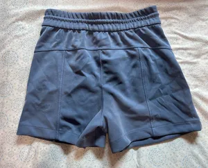Lululemon Shorts thumbnail 1