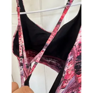 Lululemon‎ Free to Be Bra in Dahliascape size 6 thumbnail 6