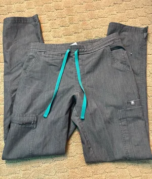 Figs Yola Scrub Pants Graphite Gray Skinny Leg Cargo Bottoms Size XXS/P thumbnail 1