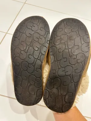 UGG Women's Scuffette II Slippers thumbnail 3
