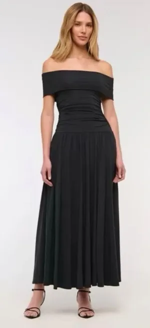 Abercrombie & Fitch Off Shoulder Ruched Maxi Dress‎ Black MP thumbnail 1