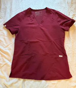 FIGS Scrub Top thumbnail 1