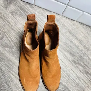 Clarks Clarksdale Arlo Dark Tan Suede Boots for Women Brown Ankle Booties 7M‎ thumbnail 12