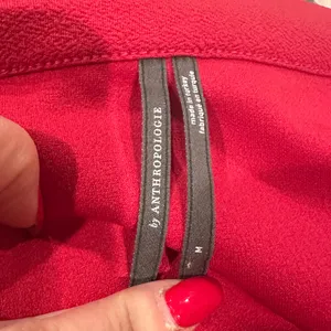 Anthropologie Red Structured Long Sleeve Cropped Blouse Top M thumbnail 6