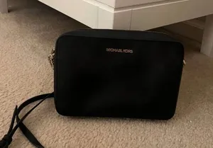 Michael Kors Purse thumbnail 1