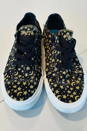 Blowfish | Malibu Play Sneaker. Size: 9 thumbnail 1
