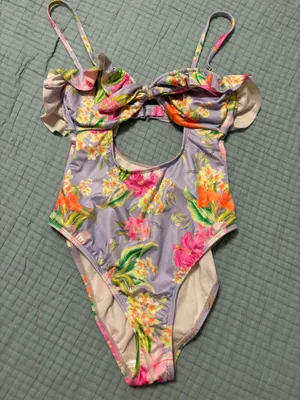 Hurley Bikini thumbnail 1