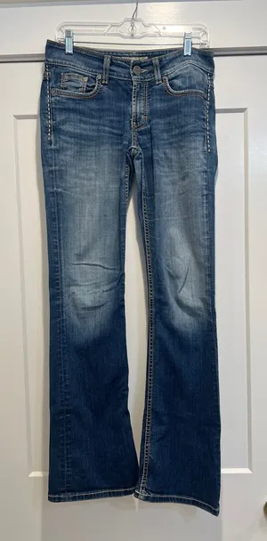 BKE Women's Faded Blue bootcut Jeans size 28/33 1/2. thumbnail 1