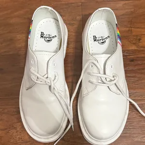 💙💖 Dr. Martens 1461 for‎ Pride White Smooth Boots Rainbow Stripe Derby Oxford thumbnail 3