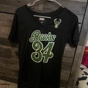 NBA Bucks Milwaukee Shirt thumbnail 1