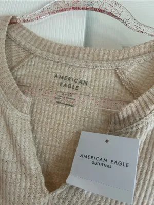 NWT America Eagle Cream Neutral Notch V neck long sleeve scoop hem top thumbnail 3