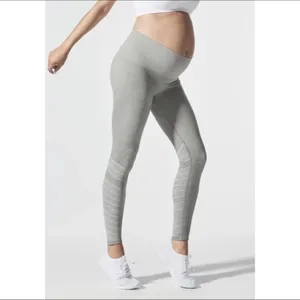 Blanqi Dove Grey Hipster Contour‎ Legging size M NWT Maternity or post partum thumbnail 3