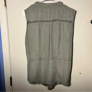 Max Jeans Olive Green Sleeveless Vest thumbnail 2