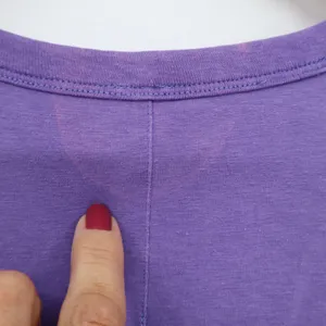 Lululemon T-Shirt Womens S/M Cates Tee Purple Cropped Side Slit Good thumbnail 3