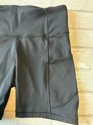 Lululemon Fast and Free High Rise Shorts Black Performance Bike Shorts Size 4 thumbnail 4