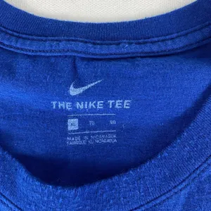 Nike Indianapolis Colts Shirt Mens XL Blue Athletic Cut Crew Neck Casual NFL thumbnail 4