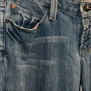 ✨U By Yanuk Light Wash Straight Sz 29 Jeans✨ thumbnail 4