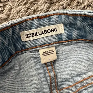 Billabong Distressed Light Blue‎ Denim Skirt thumbnail 7