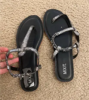 C326 Sandals size 8 used have imperfection on top from sticker thumbnail 1
