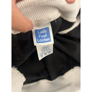 Lady foot lockers woman pants thumbnail 4
