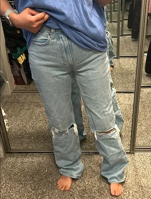 Abercrombie & Fitch 90’s relaxed Jean high rise Jeans Distressed thumbnail 1