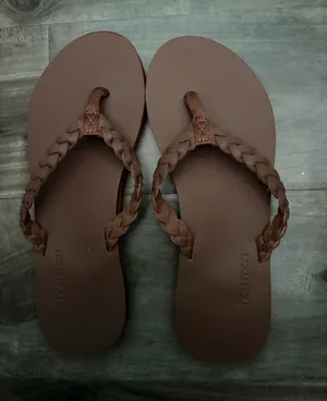 Hari Mari Braided Flip flops Brown Size 6 thumbnail 1