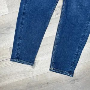 American Eagle Mom Jeans Women 2 Short Blue Tapered Leg High Rise Stretch Y2K‎ thumbnail 7