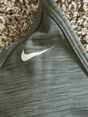 Nike sports Bra thumbnail 3