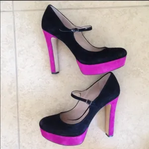VINCE CAMUTO Black and Purple Suede Mary Jane Platform Pump Heel Size 6 thumbnail 3
