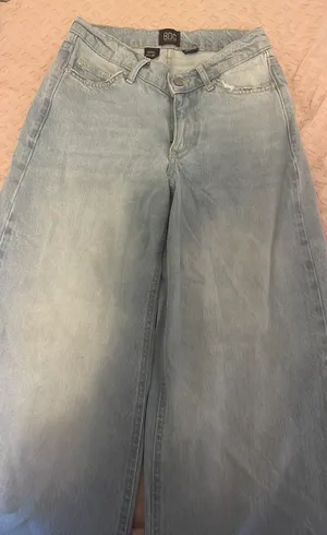 Urban Outfitters Jeans thumbnail 1
