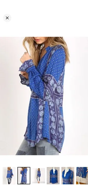 Free People Changing Times Tunic in Blue/Purple Paisley EUC Small. Oversize fit. No stretch. 100% rayon. Elastic and ruffle cuff. Deep v front. Split at hips. 19” bust 26-28” long thumbnail 2