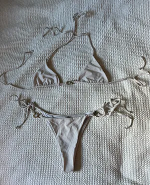 Bikini Set White Size M thumbnail 1