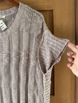NEW Easel Open Knit Short Sleeve Poncho Sweater in Lavender Grey Women’s Large thumbnail 4