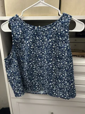 Blue and white Tank Size L thumbnail 1