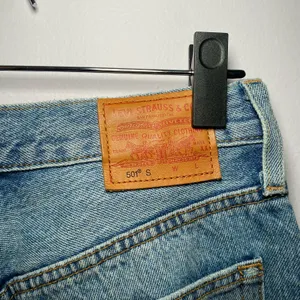 Levi's Premium 501 Light Wash Button Fly Distressed Jeans Women's size 25 thumbnail 10