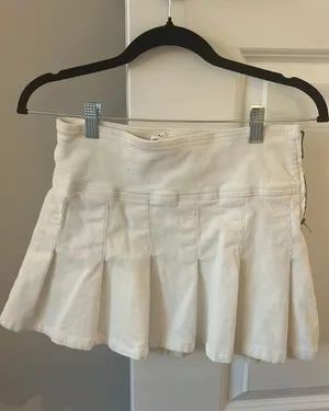 Aeropostale white curduroy pleated skirt thumbnail 1