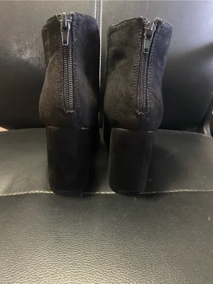 So Me Women's Black Suede Ankle Booties Chic Block Heel Size 7 thumbnail 6