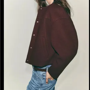 Zara NWT burgundy jacket with gold buttons thumbnail 3