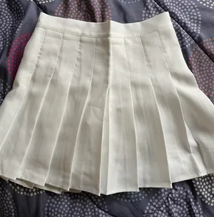 white pleated tennis skirt thumbnail 1