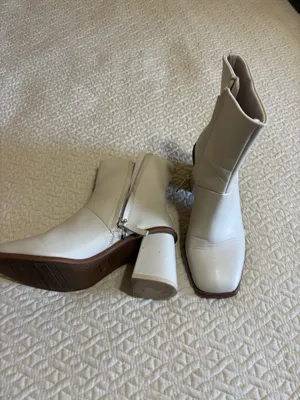 Time And Tru Booties thumbnail 2