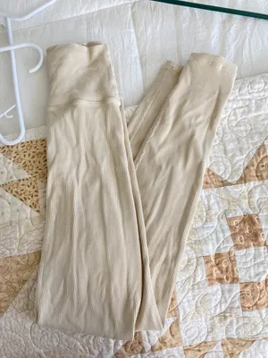 Ribbed Leggings thumbnail 1