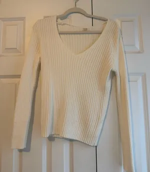 John Galt Sweater Brandy Melville V-Neck thumbnail 1