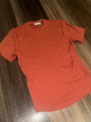 Women’s Burnt Orange Waffle-Knit Short-Sleeve Shirt thumbnail 2