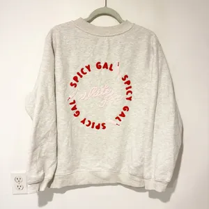 White Fox Boutique Spicy‎ Gal Crewneck Sweatshirt Women Size S/M Heather Gray thumbnail 6