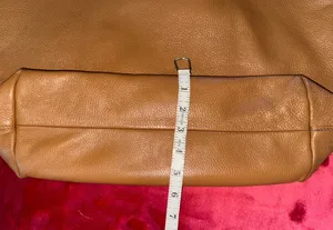 Cuyana large bag tote camel color thumbnail 7